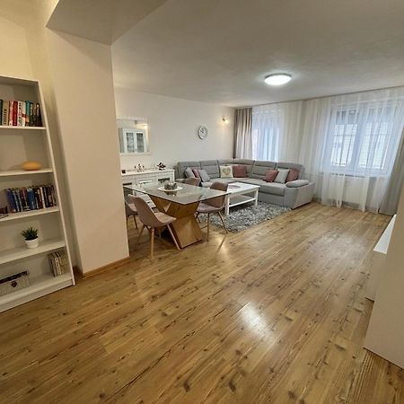 City Heart Luxury Apartment Nové Zámky المظهر الخارجي الصورة
