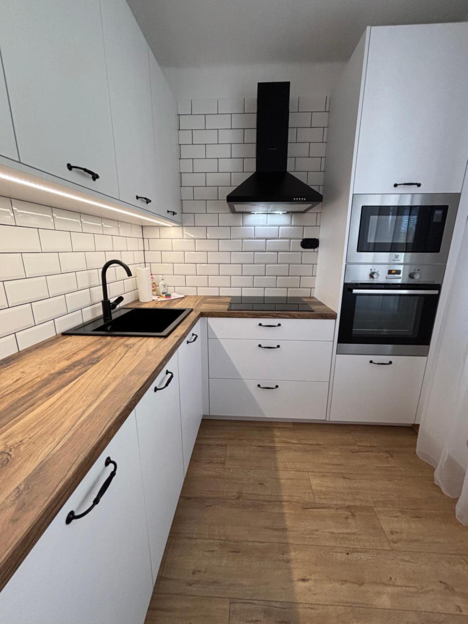 City Heart Luxury Apartment Nové Zámky المظهر الخارجي الصورة